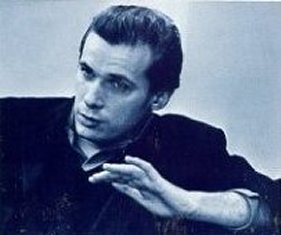 Source: The Official Glenn Gould Website Contributed by Aryeh Oron (August 2001) - Gould-Glenn-19